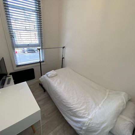Small Single Room Walking Distance To Hove Station エクステリア 写真